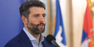 ŠAPIĆ ČESTITAO USKRS: „Samo zajedno i uz međusobno poštovanje možemo prevazići nedaće“
