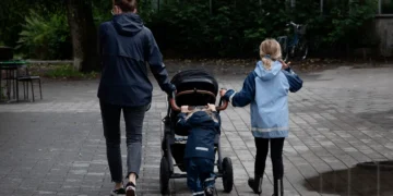 Švedska više ne rađa, samo uvozi ljude: Više grobova nego kolevki!