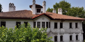 POVRATAK U MILOŠEVO VREME: Monodrama „Na kafi kod kneginje Ljubice“ u aprilu je na repertoaru u Konaku Kneginje Ljubice u petak, 17. aprila i u subotu, 18. aprila.