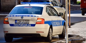 REPUBLIKA SRPSKA: Dojave o bombama u dve škole u Banjaluci, u toku pregledi policije