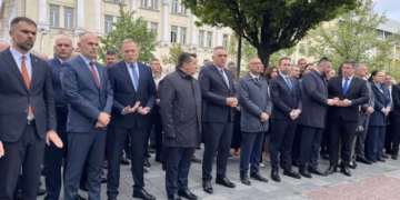 DAN BANJA LUKE: Položeni venci za heroje i žrtve, Stevandić poručio da je sloboda konačna