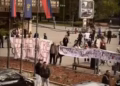VUČEVIĆ U VRBASU: Masovna podrška građana; fijasko protesta šačice blokadera