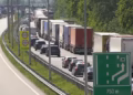 KILOMETARSKE KOLONE I VIŠESATNI ZASTOJI: Vozači kamiona od sinoć zarobljeni na Horgošu
