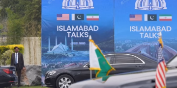 GEOPOLITIČKI TRILER U ISLAMABADU: Šta donose istorijski pregovori SAD i Irana – Vens i Kalibaf na potezu