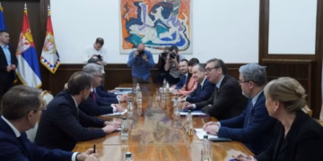 VUČIĆ SA KOMESAROM BRUNEROM: Cilj je da do kraja 2026. ispunimo sve kriterijume za članstvo u EU
