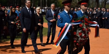 ZAVET IZ GRADINE: Vučić obećao- gradićemo centar našim novcem, da više niko ne može da sakrije istinu o Jasenovcu