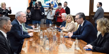 NASTAVAK RAZGOVORA U PREDSEDNIŠTVU: Vučić danas prima dve delegacije – SPO i radikale