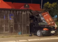 OBRENOVAC: Sinoć automobil udario u kiosk, žena teško povređena