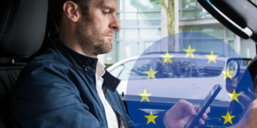 Nove mere u EU: Oduzimanje dozvole vozačima zbog upotrebe telefona tokom vožnje