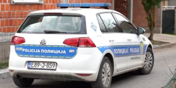 Ubistvo i ranjavanje u Kiseljaku: Policija traga za osumnjičenim za brutalni napad