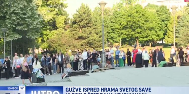 Verujući u Pojas Presvete Bogorodice: Kilometarske kolone vernika sedmog dana od dolaska u Srbiju