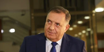 Dodik u Moskvi: Ističe značaj zastave Republike Srpske van granica