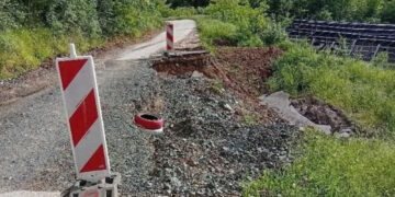 Strah meštana kod Čačka: Aktivacija klizišta na lokalnom putu ugrožava bezbednost stanovništva
