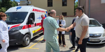 Novo sanitetsko vozilo poboljšava vozni park Hitne pomoći u Čačku