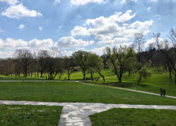 Obnavlja se veliki park u Kragujevcu: Uređenje omiljenog mesta za građane u toku