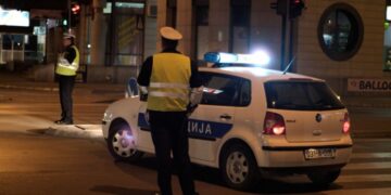 Dvostruko ubistvo i samoubistvo: Muškarac ubio suprugu i taštu, nakon čega je ranio sebe
