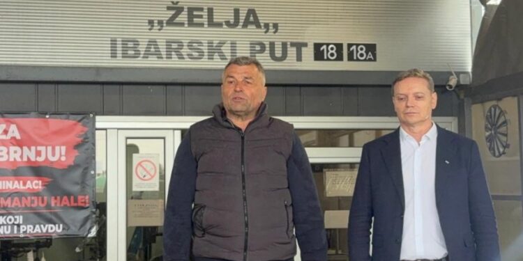 Želimir Crnobrnja održao govor podrške okupljenima na skupu
