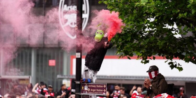 Arsenal osvojio titulu šampiona Engleske nakon više od 20 godina, Mančester Siti izgubio bodove protiv Bornmuta