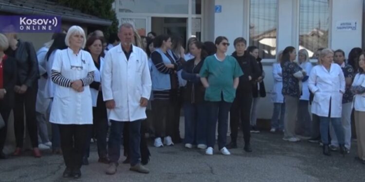 Protest radnika Doma zdravlja u Gračanici usled hapšenja
