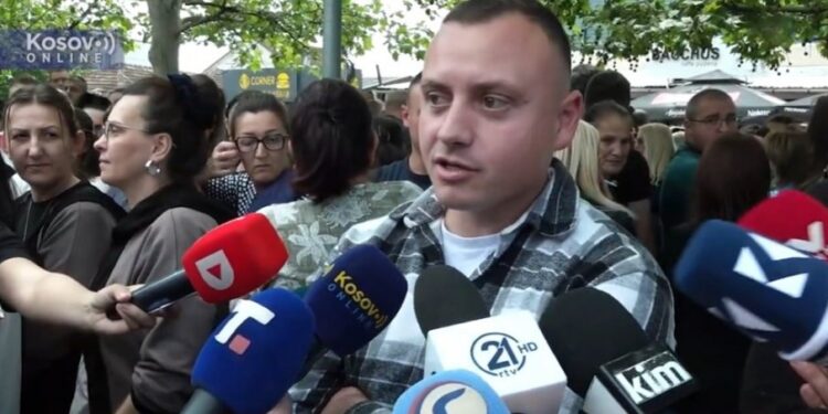 Skup podrške uhapšenima u Gračanici: Isticanje solidarnosti i identiteta srpskog naroda