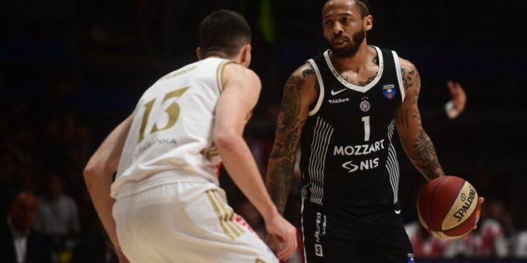 Reakcija Karlika Džonsa na eliminaciju Crvene zvezde