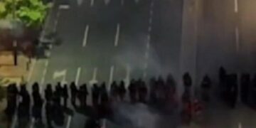 Video snimak sukoba blokadera i policije izazvao veliku pažnju u Srbiji