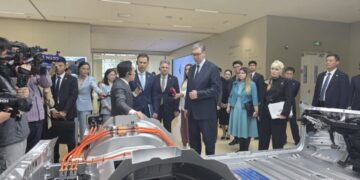 Vučić pozvao kompaniju Šaomi na ulaganje u Srbiju i učestvovanje na Ekspu