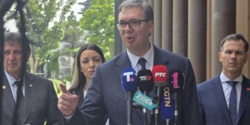Vučić: Kompanija Mint zapošljava 2.600 ljudi, a 500 naših građana pohađa obuke