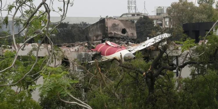Avion se srušio u Hrvatskoj: Hitne službe na terenu reaguju odmah