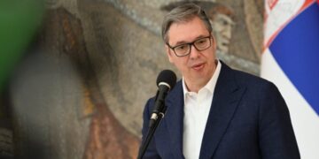 Predsednik Vučić nastavlja zvaničnu posetu Gruziji: Sastanak sa premijerom u Tbilisiju