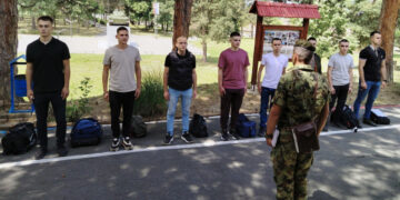 Obuka junske generacije vojnika počela u kasarni Valjevo, Sombor i Leskovac