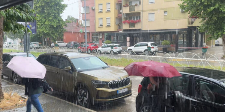 Nakon tropskog talasa: Jaka kiša pogodila Čačak i Gornji Milanovac