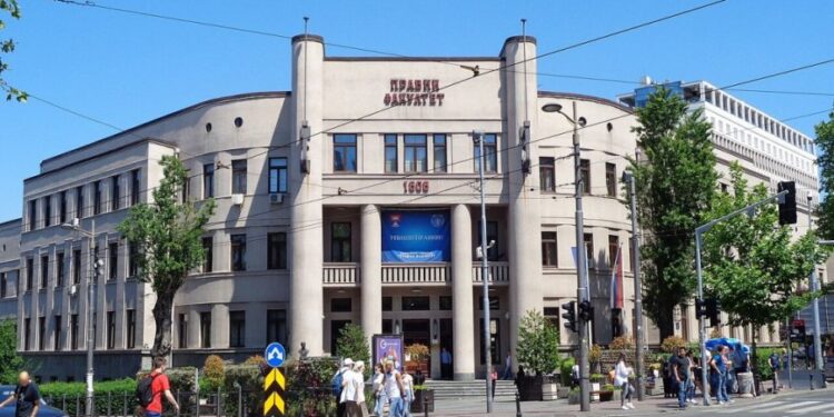 Uporedna analiza: Razlike između prošlosti i sadašnjosti u okviru iste države i istih zakona