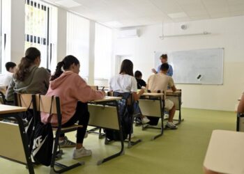 Osnovci završavaju školsku godinu: Raspust traje od 15. juna do 31. avgusta