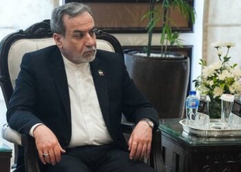 IRANSKI MINISTAR OJAČAVA DIPLOMATSKE ODNOS S PARTNERIMA NAKON RAKETNIH I DRONSKIH NAPADA