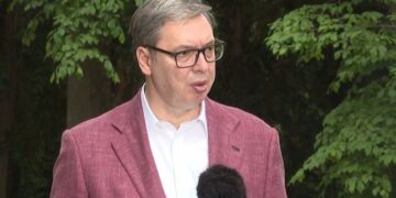 Vučić u Tivtu na Samitu Evropske unije: Ključni razgovori o regionalnim pitanjima