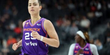Jovana Nogić postigla osam poena u porazu Finiksa od Minesote