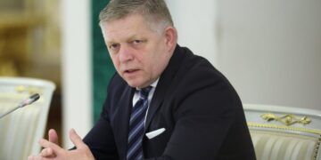 Ficova vlada dobila podršku parlamenta usred rasta javnog duga u Slovačkoj