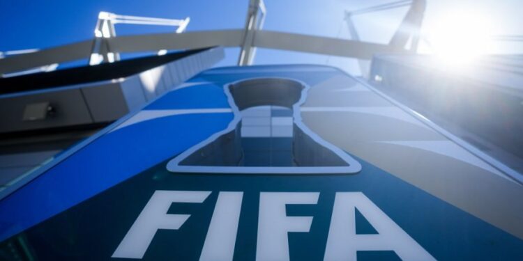 FIFA Donela Kontroverznu Zabranu Pred Svetsko Prvenstvo, Reakcije Navijača Sukobljene