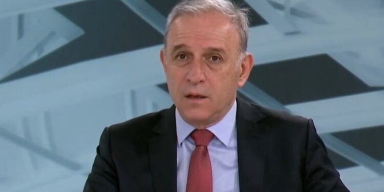 Ponoš brani svog poslodavca: Reakcije na društvenim mrežama povodom sukoba sa „Tvrdom“