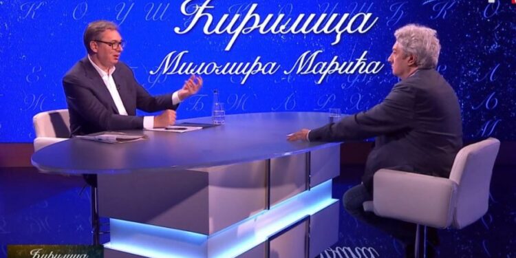 Vučić o Bilbordu i pticama: Kako se prikazuje u javnosti kao nečovek