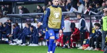 Srpski fudbaler na pragu transfera: Veljko Paunović napušta ekipu, prelazak kod bivšeg šampiona Evrope