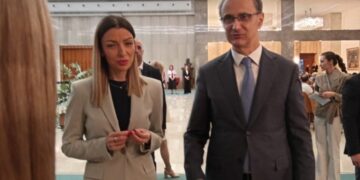 Mesarović i Macut dodelili rešenja o bespovratnim sredstvima za 46 zanatlija