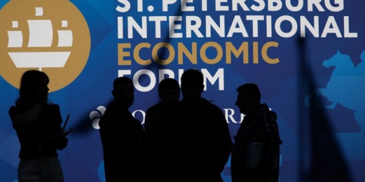 Međunarodni ekonomski forum u Sankt Peterburgu: Istaknuti govor Vladimira Putina u petak