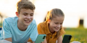 OTP Junior: Inovativna platna kartica i m-bankarstvo za tinejdžere u Srbiji