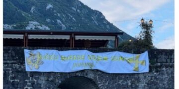 U najvećim uporištima crnogorskih ustaša i hrvatske SOA postavljene uvrede na račun predsednika Vučića