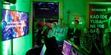 „HEINEKEN Srbija: Pet godina kampanje ‘Kad ide tura, ne ide gas’ za bezbednije puteve“