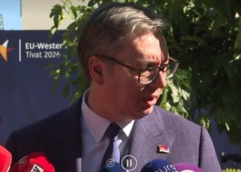 Vučić komentariše napade ANB-a: „Da li se zaista borite protiv turizma?“