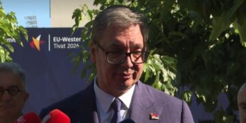 Vučić o angažovanju naših ekipa na gašenju požara na Luštici: „Imena će biti poznata“