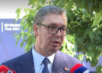 Vučić o Crnogorskim Novinarima: ‘Odvojili ste se, želim vam uspešan život, ali Srbija je naša’